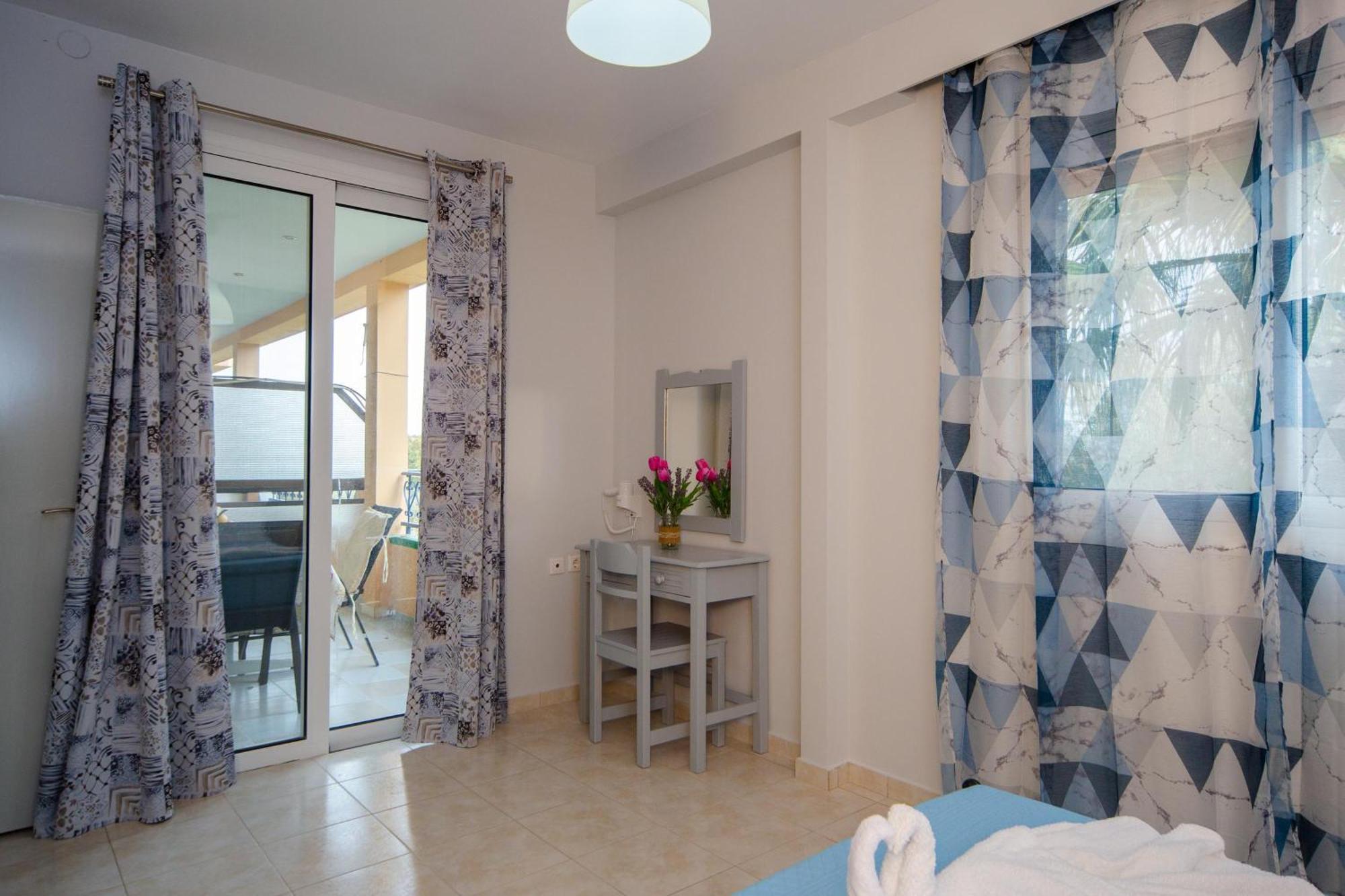 Sunset Apartments Archangelos  Habitación foto